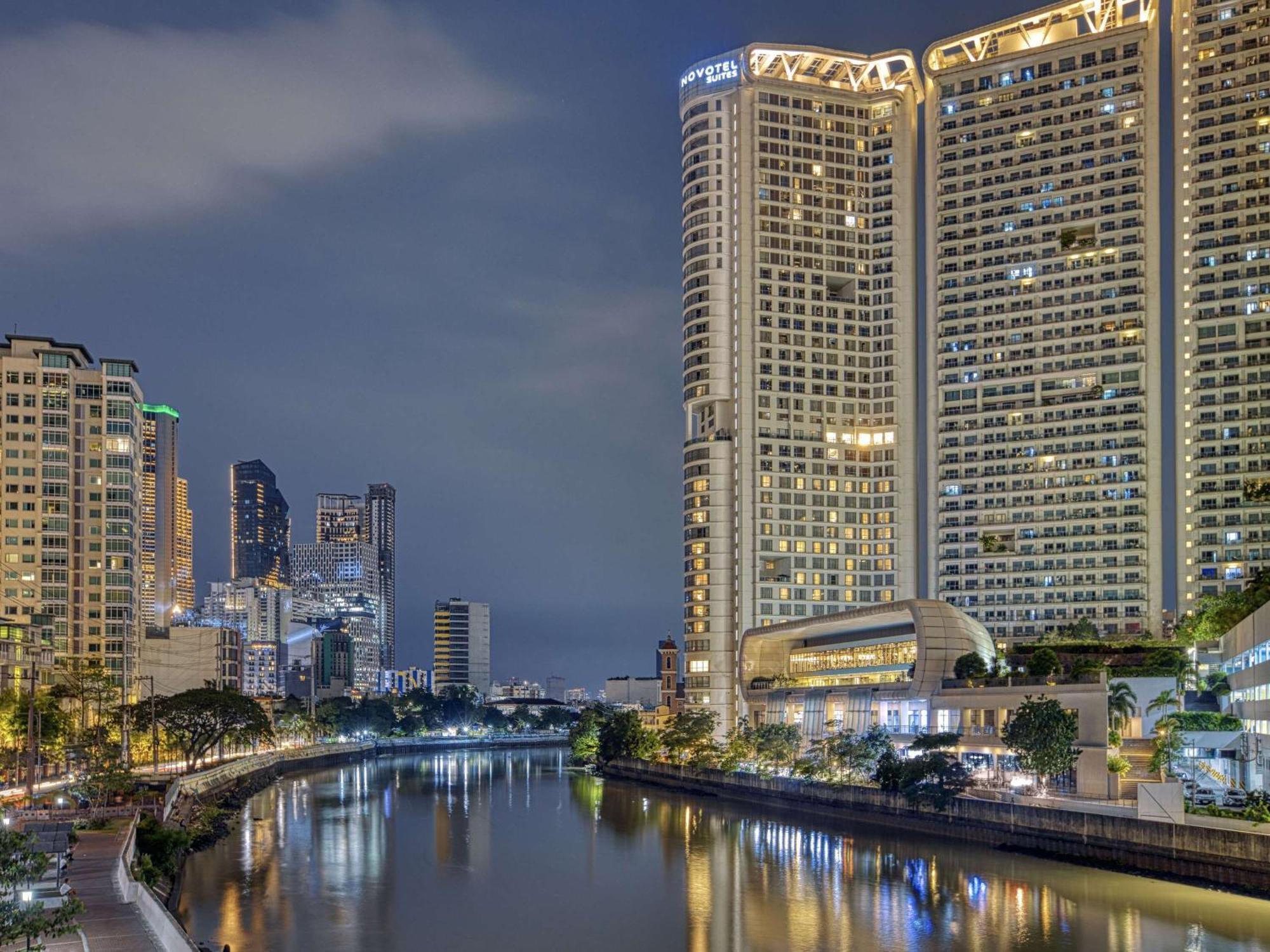 Novotel Suites Manila At Acqua Mandaluyong Εξωτερικό φωτογραφία