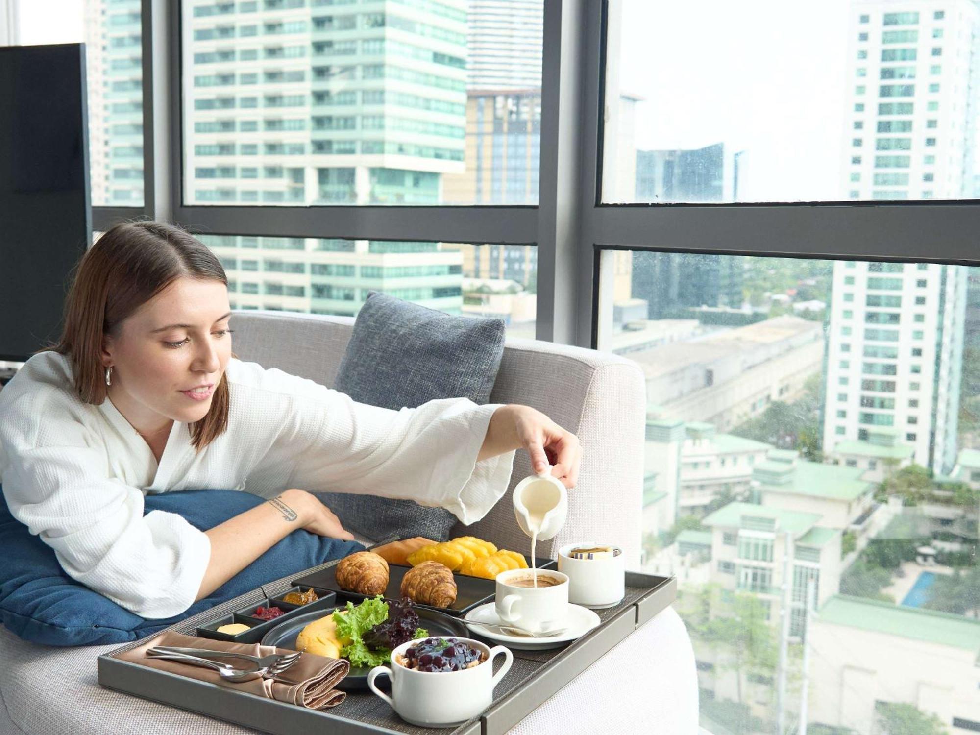 Novotel Suites Manila At Acqua Mandaluyong Εξωτερικό φωτογραφία