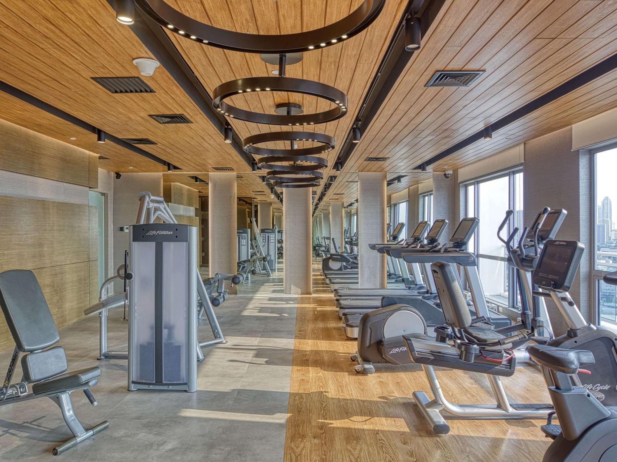 Novotel Suites Manila At Acqua Mandaluyong Εξωτερικό φωτογραφία